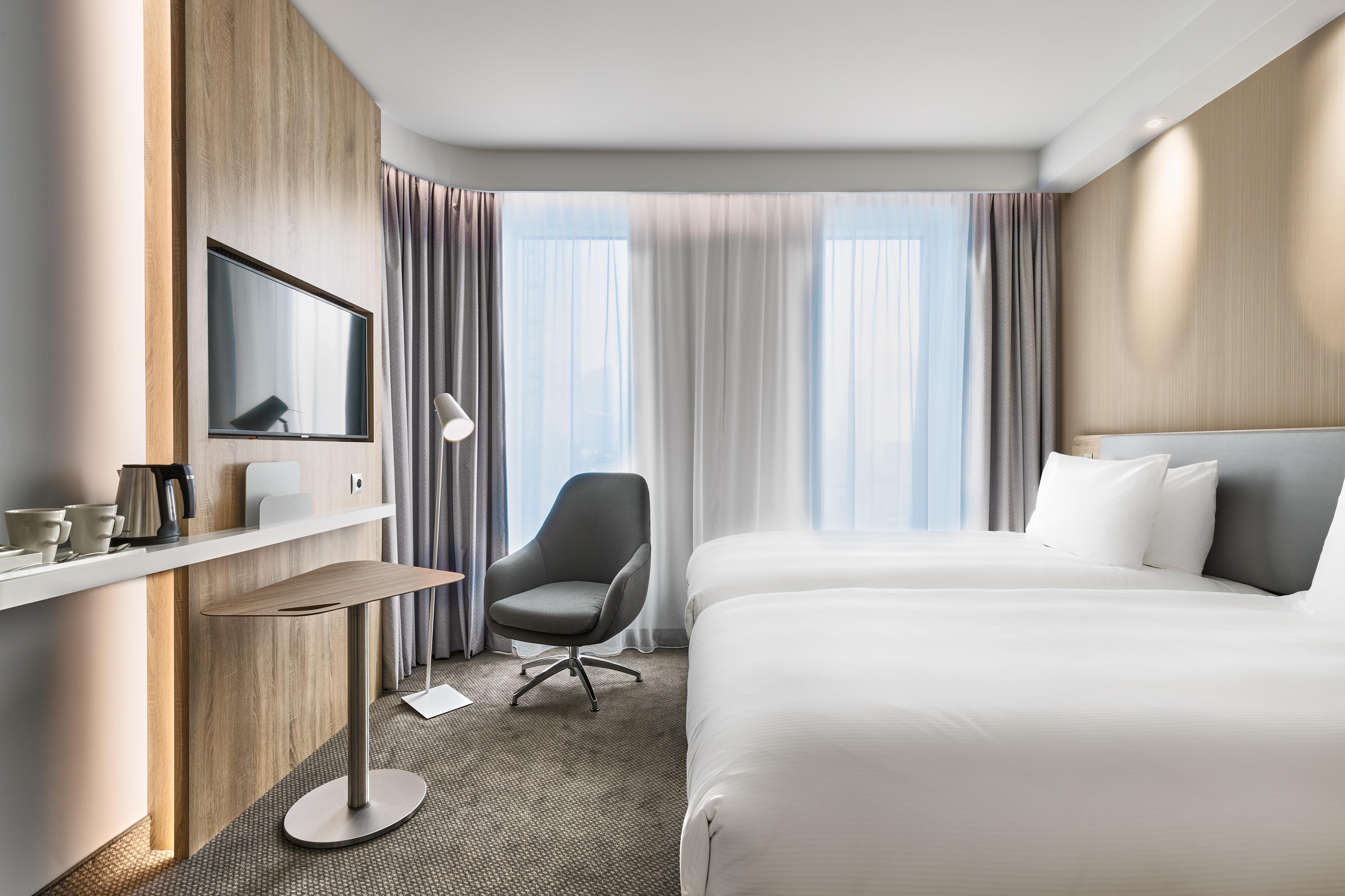 HOLIDAY INN EXPRESS - WARSAW - THE HUB, AN IHG HOTEL ВАРШАВА 3* (Польша) -  от 6766 RUB | NOCHI